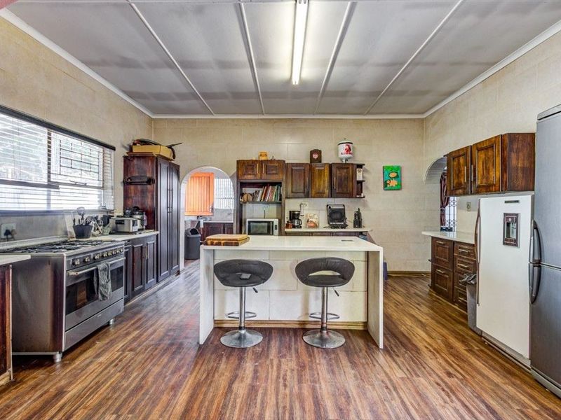 House For Sale in Glen Marais, Kempton Park - Photo 3