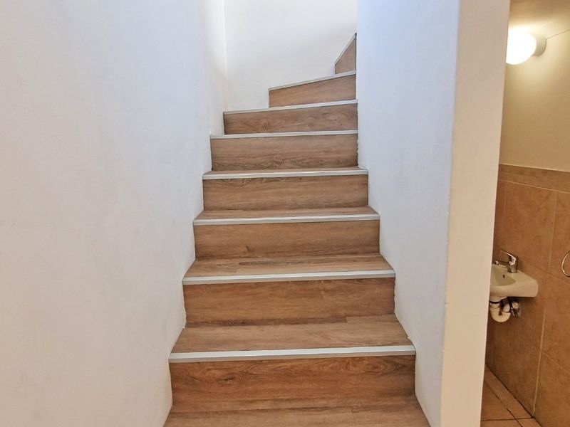 Spacious 1 Bed Duplex Apartment with Balcony and Views | Secure Parking | Bergvliet - Photo 9
