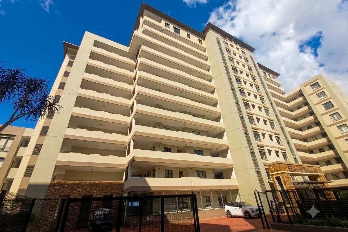 2 Bed Fully Furnished Umhlanga Ridge Apartment with Stunning Ocean Views To Rent - Photo 2