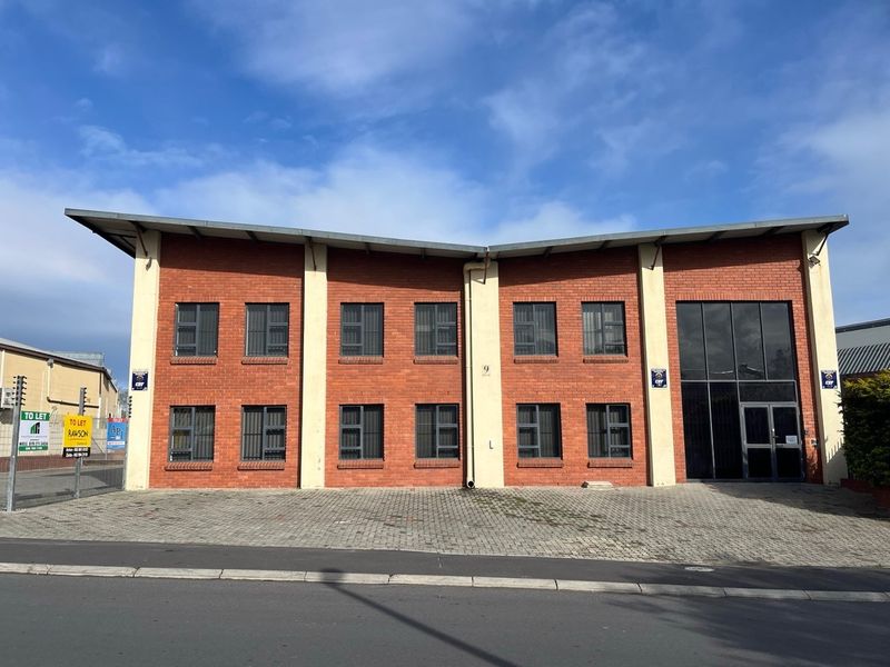 1,067m2 Warehouse, Office Facility TO LET | Everite Industrial | Brackenfell - Photo 2