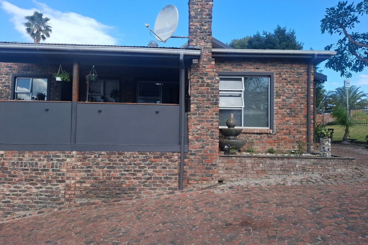 House For Sale in Rooi Rivier Rif George Western Cape - Photo 2