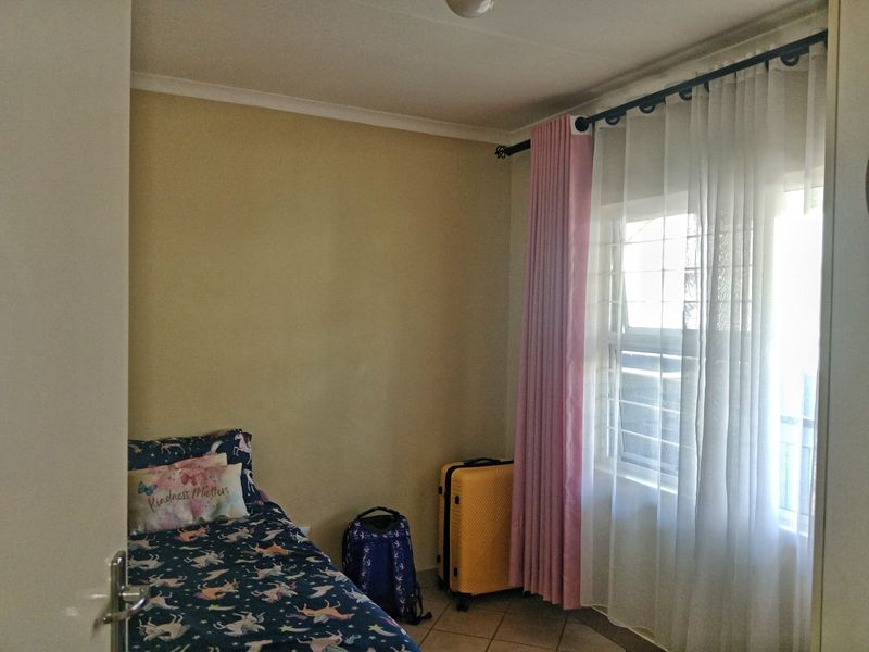 Modern 2 Bedroom Townhouse For Sale in Annlin, Pretoria - Photo 6