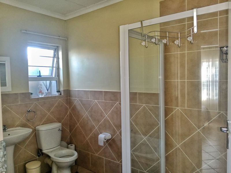 Modern 2 Bedroom Townhouse For Sale in Annlin, Pretoria - Photo 4