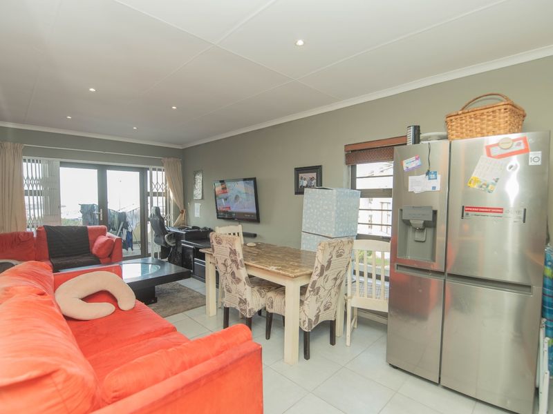 Harbour Views, Comfortable Living, Exceptional Value - Photo 6