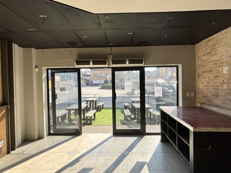 Commercial Property To Rent in Umhlanga, KwaZulu Natal - Photo 3