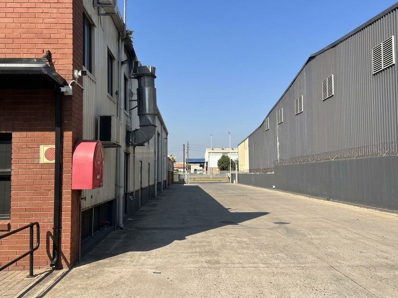 Commercial Property To Rent in Umhlanga, KwaZulu Natal - Photo 10
