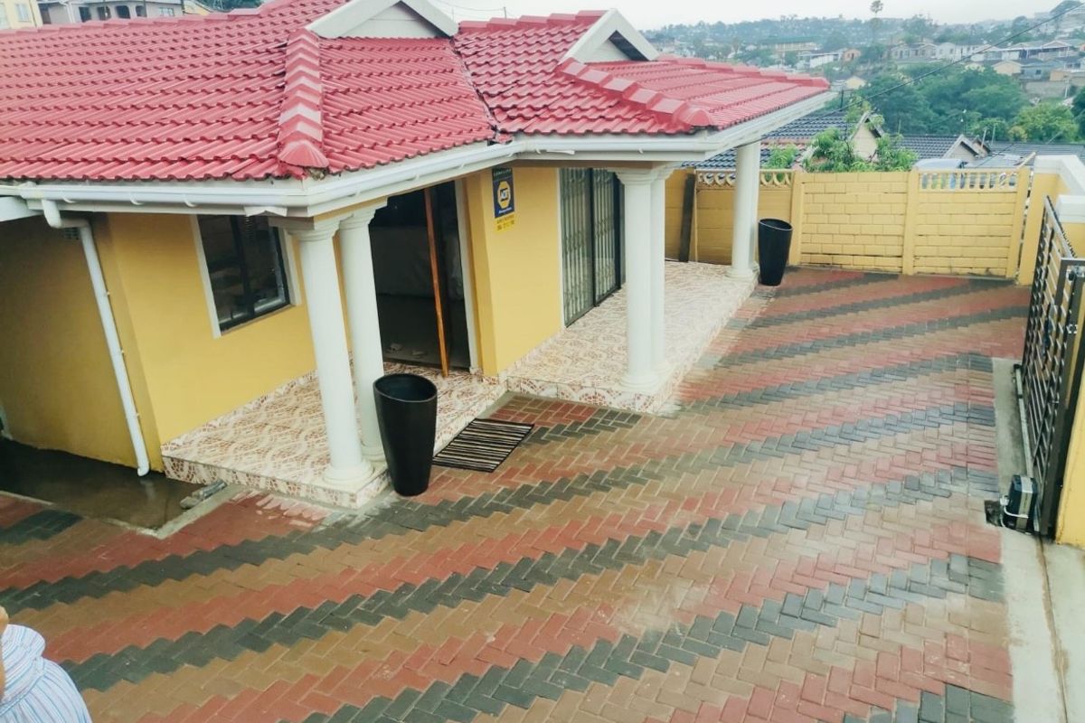 Newly renovated House For Sale in Bonela, Durban, KwaZulu Natal - Photo 3