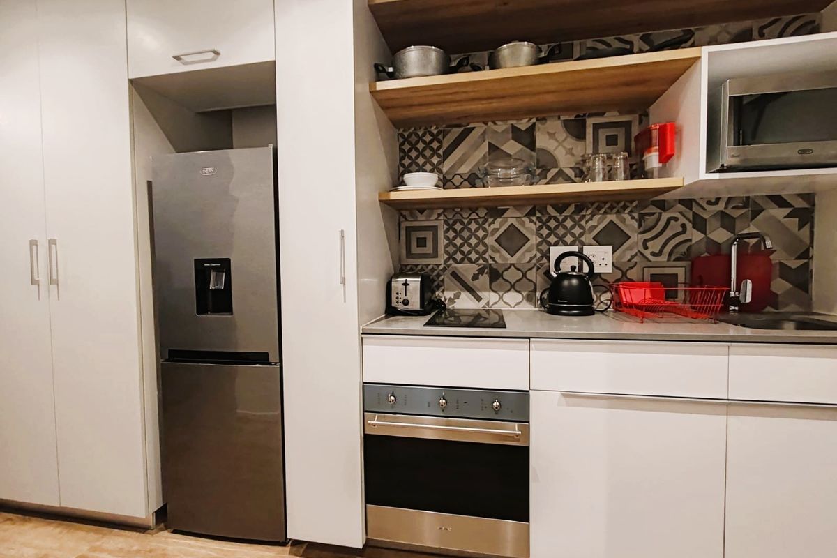 Investment Opportunity - Ground Floor Studio Apartment for Sale in Woodstock - Photo 4