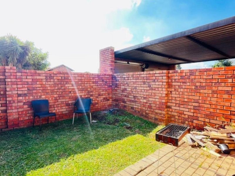 3Bed House For Sale in Heuwelsig Estate, Centurion - Photo 4