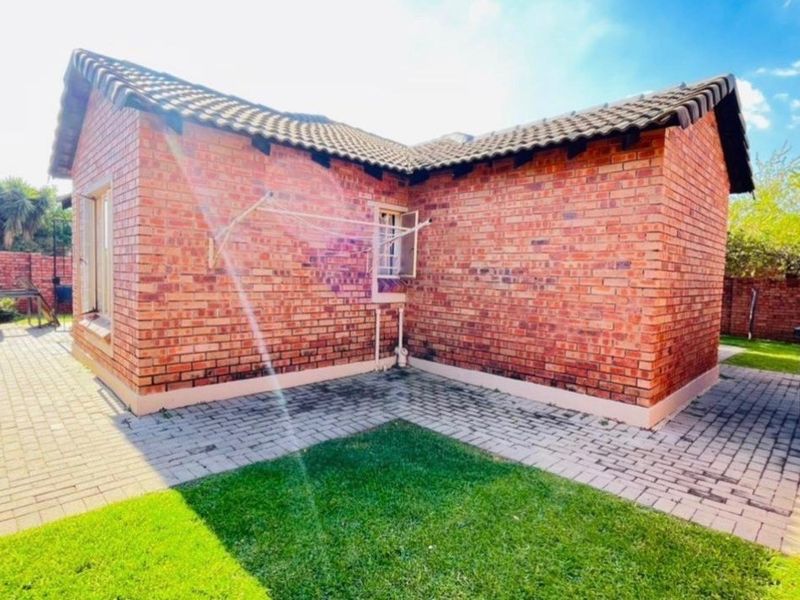 3Bed House For Sale in Heuwelsig Estate, Centurion - Photo 5