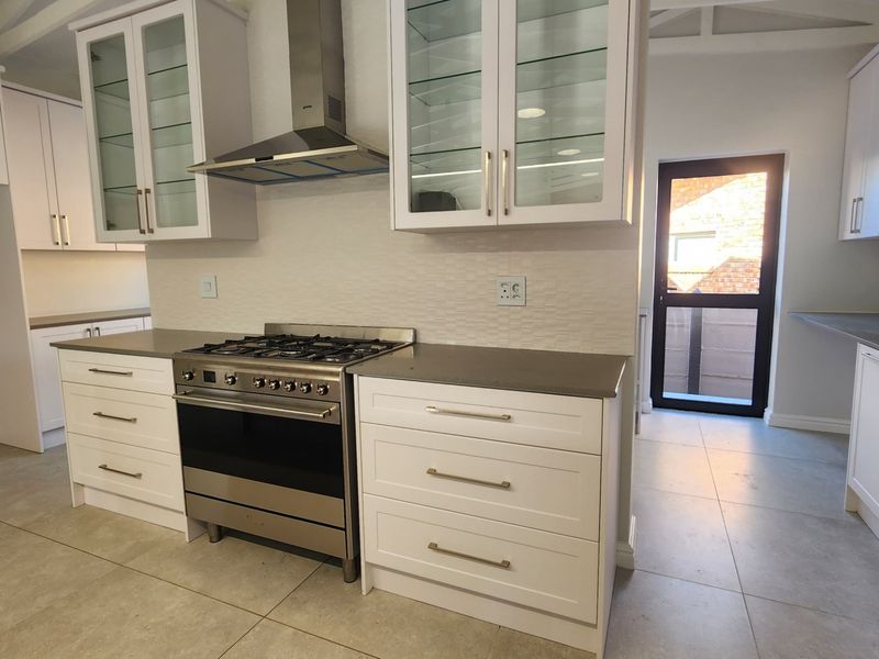 A Move-In-Ready Family Sanctuary You Don't Want to Miss - Photo 7