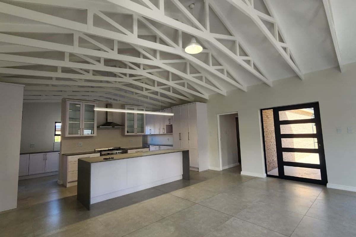 A Move-In-Ready Family Sanctuary You Don't Want to Miss - Photo 4