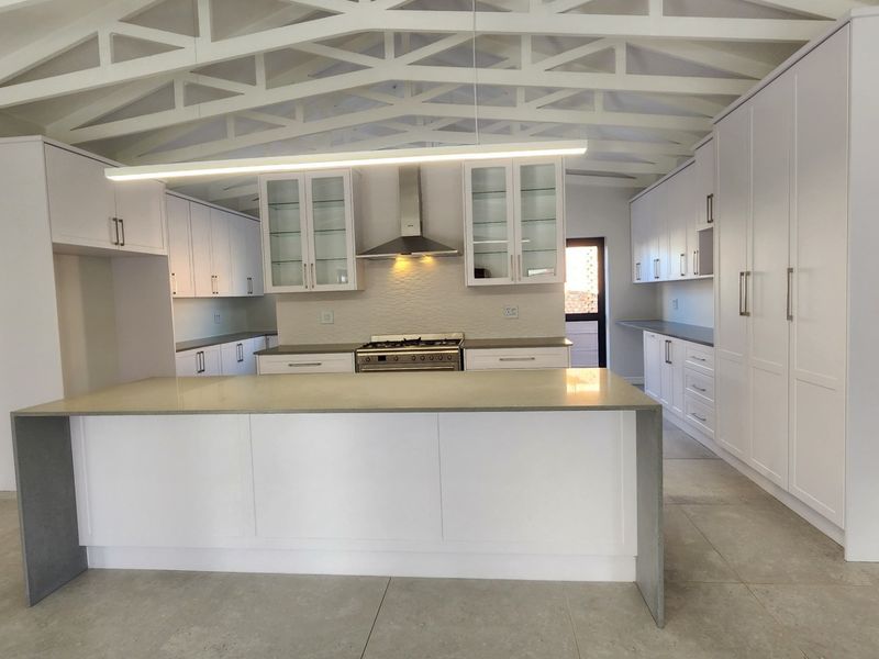 A Move-In-Ready Family Sanctuary You Don't Want to Miss - Photo 5