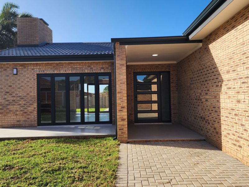 A Move-In-Ready Family Sanctuary You Don't Want to Miss - Photo 2
