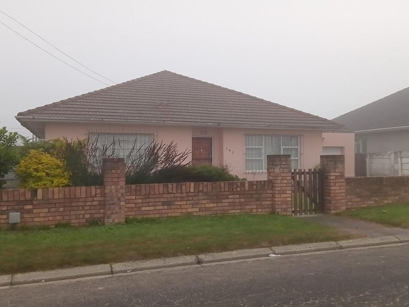 House For Sale in Belmont Park Kraaifontein Western Cape - Photo 2