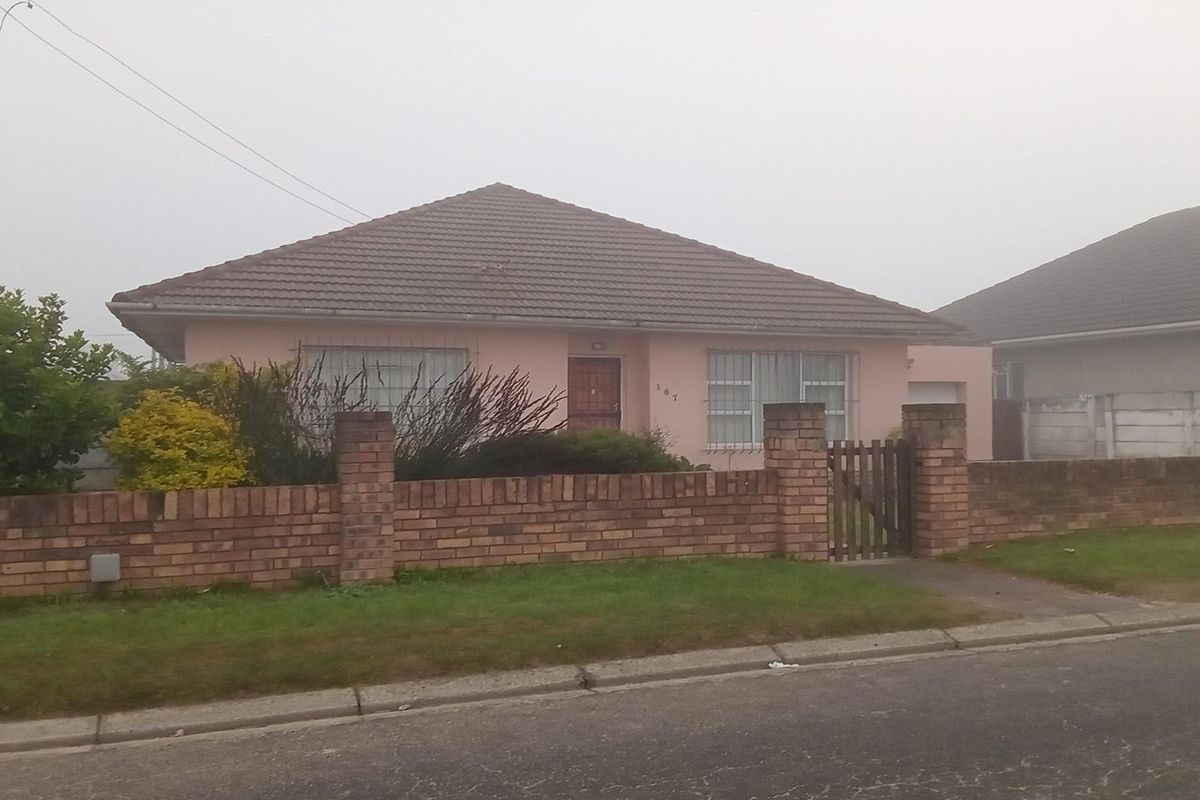 House For Sale in Belmont Park Kraaifontein Western Cape - Photo 2