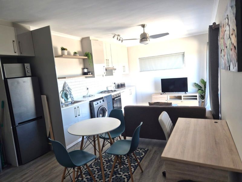 Apartment To Rent in Table View, Blouberg - Photo 3