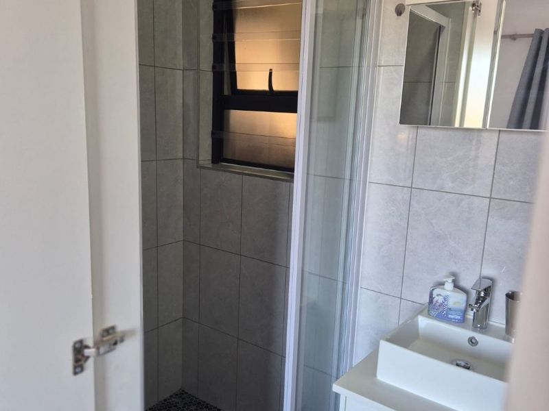 Apartment To Rent in Table View, Blouberg - Photo 7