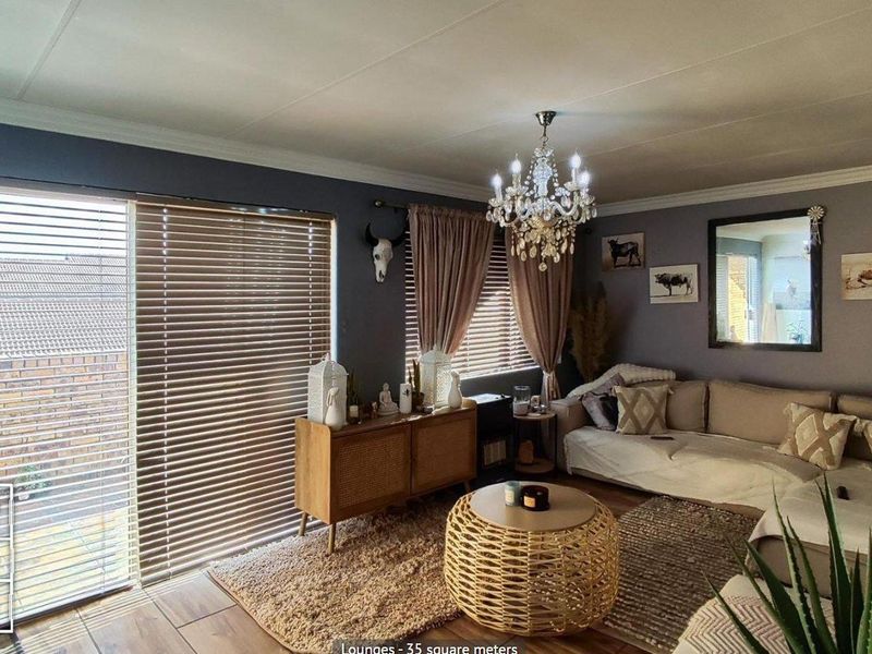 Townhouse For Sale in Kempton Park Ext 4, Kempton Park - Photo 8