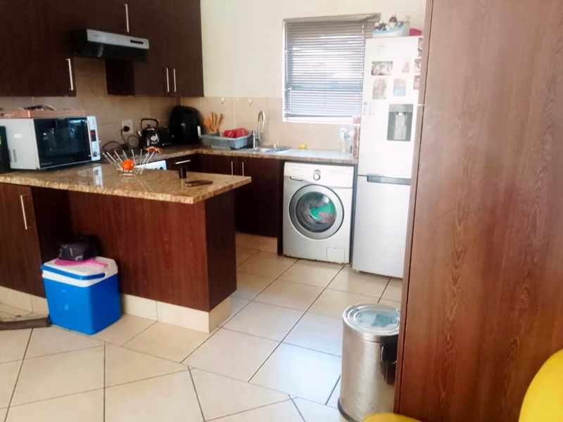Apartment For Sale in Sunninghill, Sandton - Photo 4