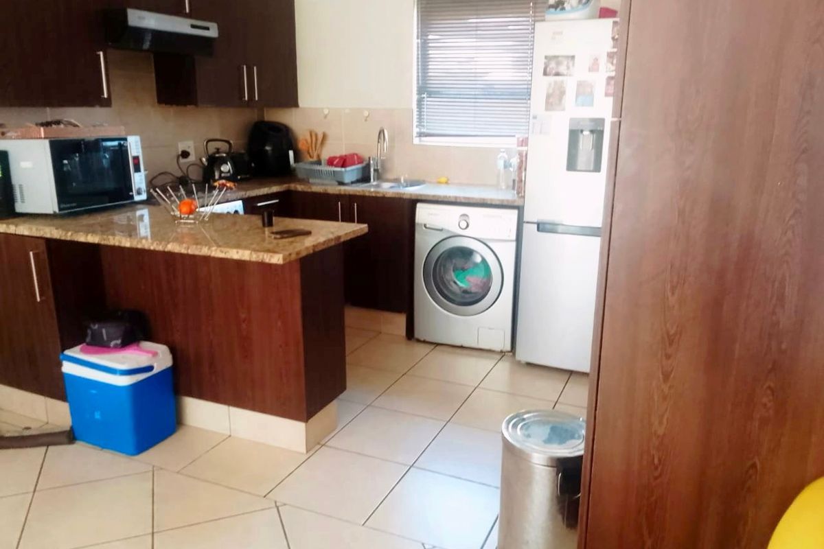 Apartment For Sale in Sunninghill, Sandton - Photo 4