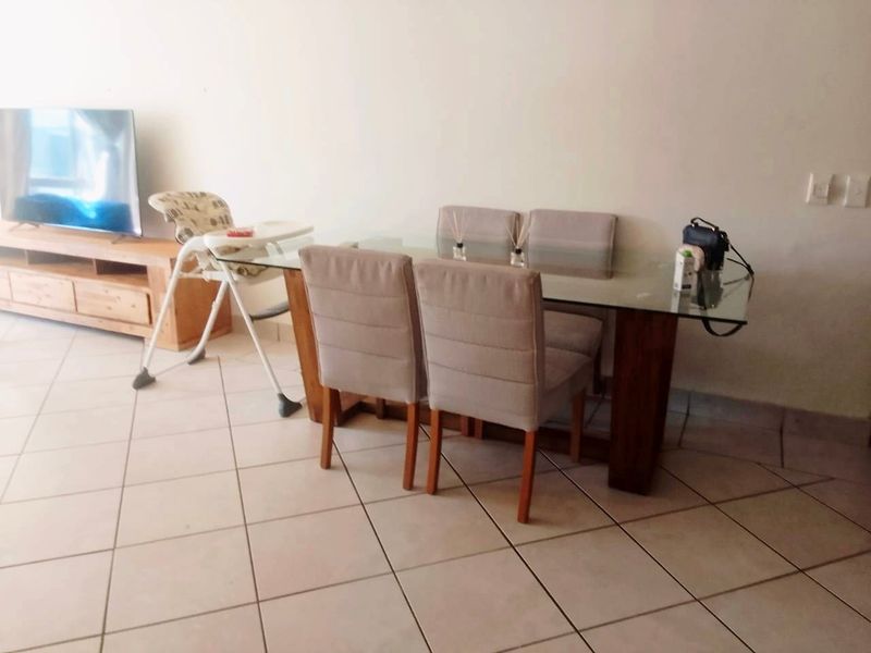 Apartment For Sale in Sunninghill, Sandton - Photo 3