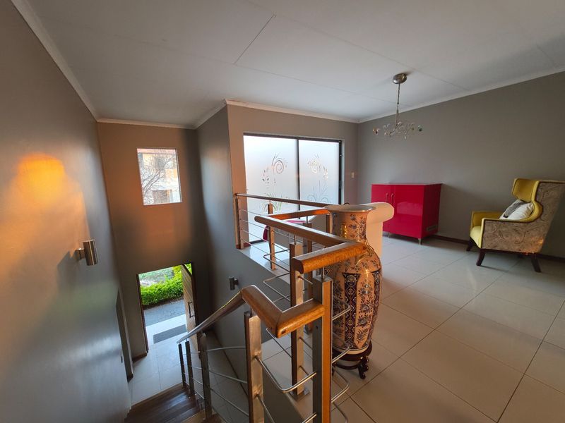 Cluster For Sale in Strubensvallei, Roodepoort - Photo 8