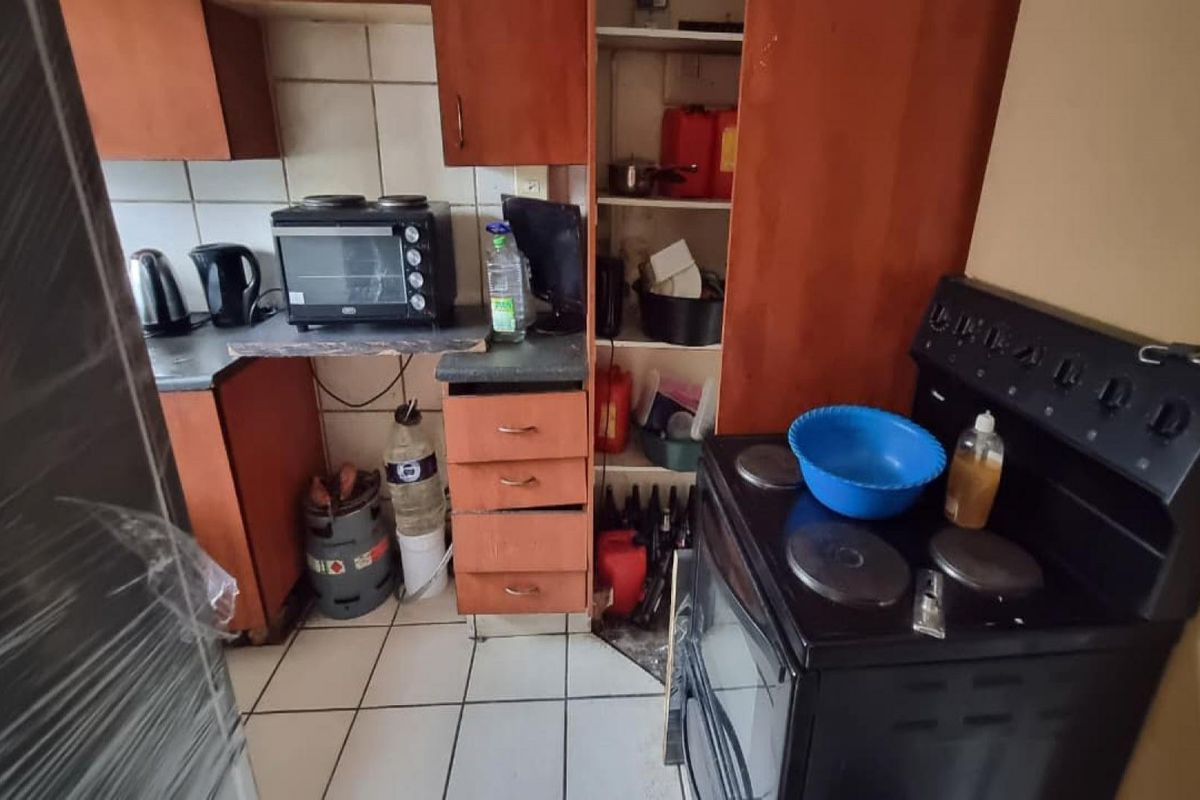 Apartment For Sale in Croydon, Kempton Park - Photo 3