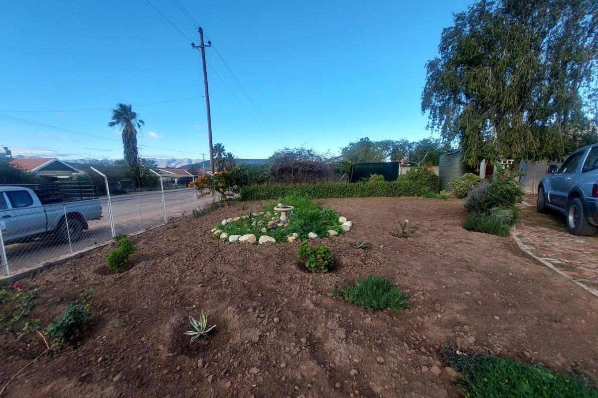 House For Sale in Ladismith - Photo 5
