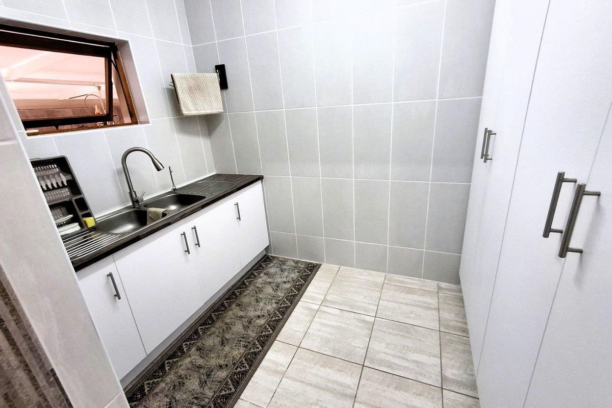 House For Sale in Stilbaai Wes, Stilbaai - Photo 4