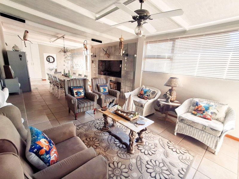 House For Sale in Stilbaai Wes, Stilbaai - Photo 7