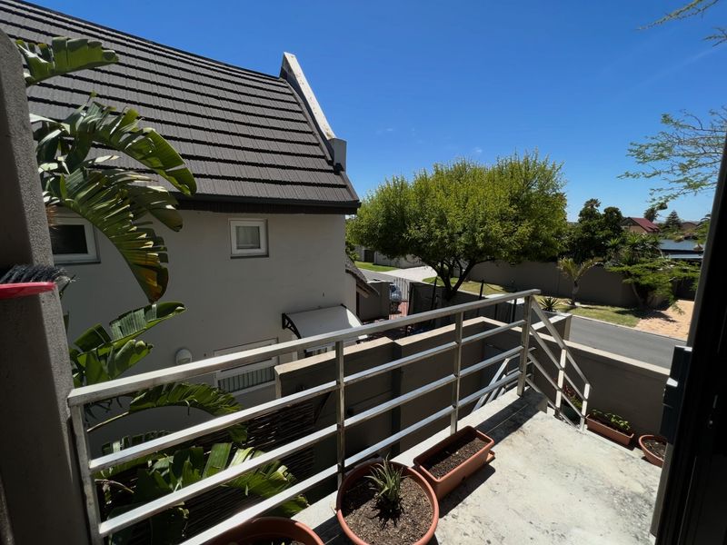 Fully Furnished Studio Apartment to Rent - West Beach - Photo 1