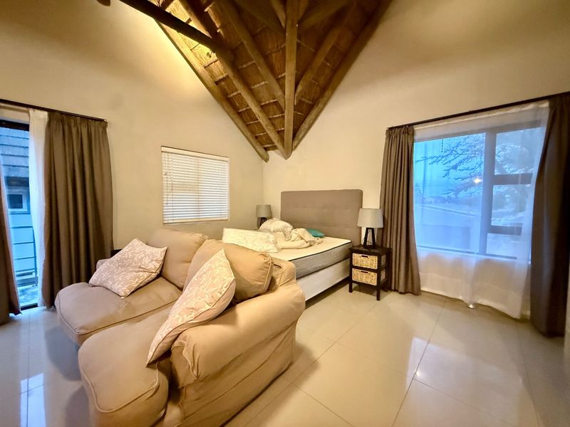 Fully Furnished Studio Apartment to Rent - West Beach - Photo 9