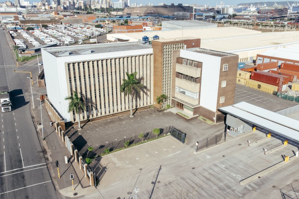 Office To Rent in Congella, Durban, KwaZulu Natal - Photo 2