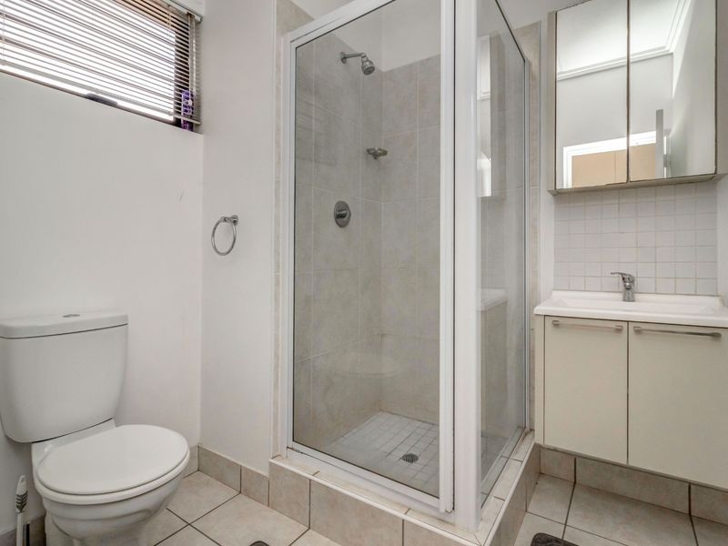 Furnished garden apartment in Cedar Lofts - Photo 8