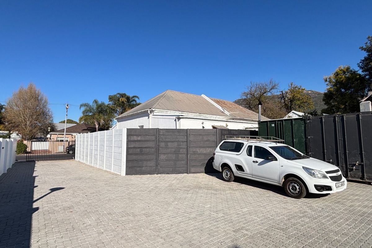 Prime Commercial/Residential Property in Paarl CBD, Western Cape-Ideal for Etrepreneurial Families - Photo 4
