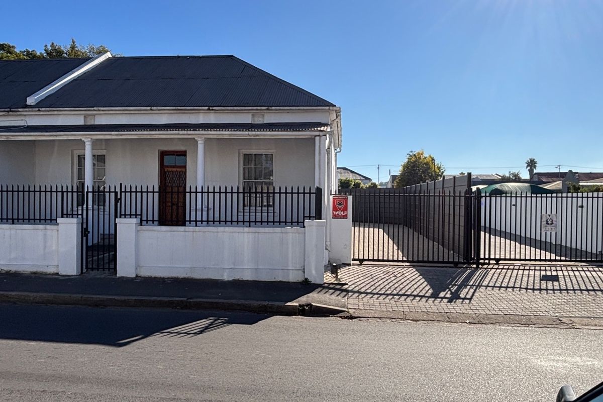 Prime Commercial/Residential Property in Paarl CBD, Western Cape-Ideal for Etrepreneurial Families - Photo 2