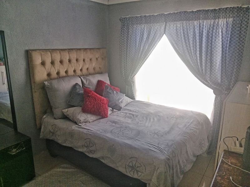 Fully Fitted 3 Bedroom House For Sale in Soshanguve VV, Soshanguve - Photo 10