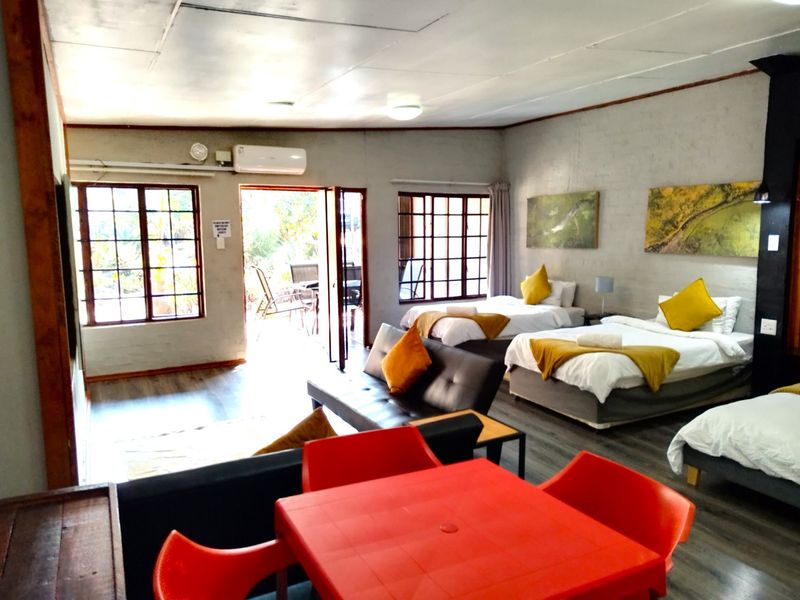 GUESTHOUSE FOR SALE IN GRASKOP - Photo 10