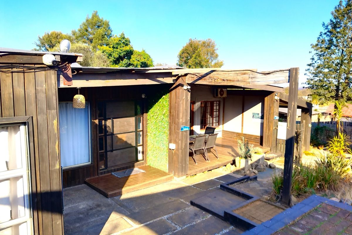 GUESTHOUSE FOR SALE IN GRASKOP - Photo 2