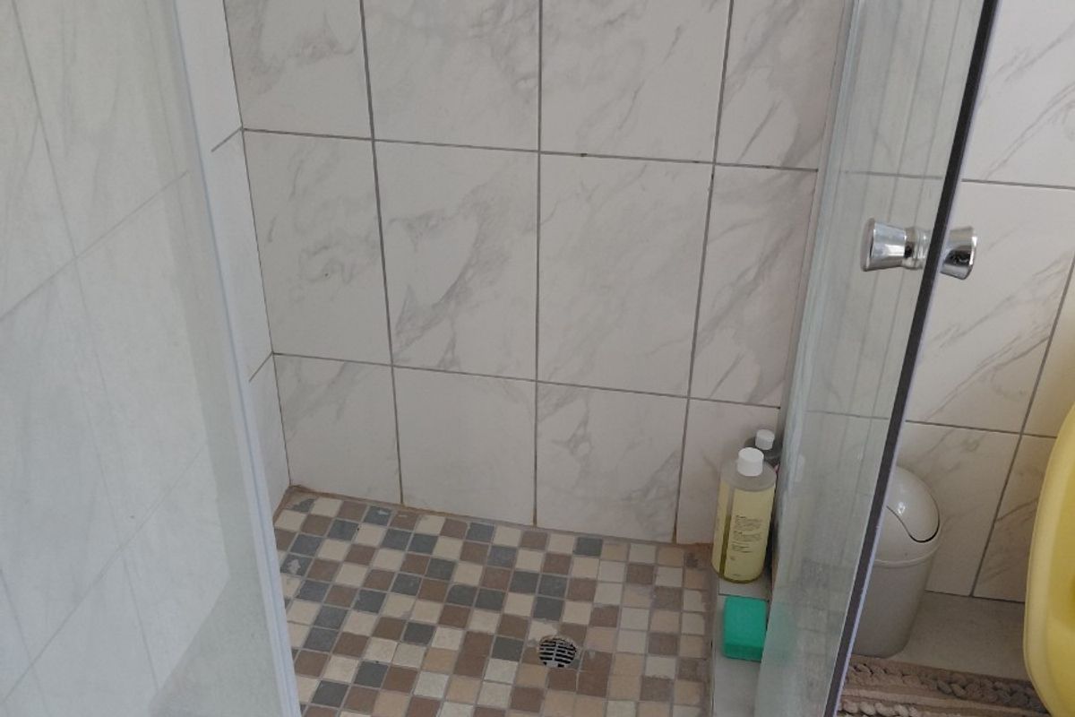A Bachelor Apartment For Rent Cosmo City Ext 8 - Photo 5
