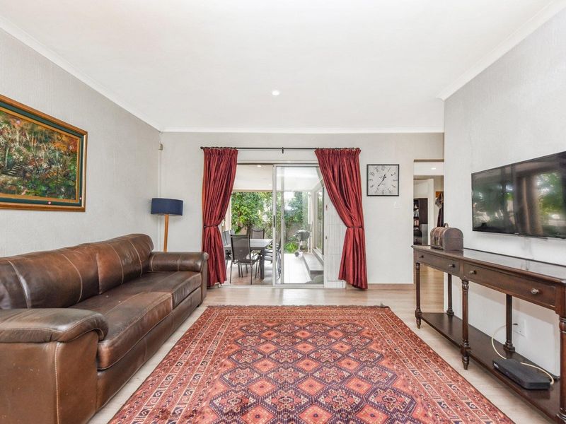 Creating Your Ideal Sanctuary: Secure, Eco-Friendly Living in Parklands Douglasdale - Photo 8