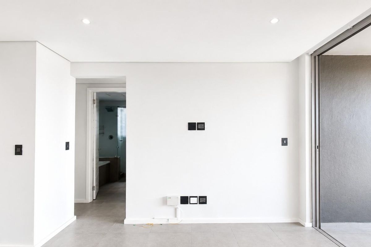 Available Immediately! UNFURNISHED 2 Bed 2 Baths Apartment to Let in Sibaya Precinct - Photo 3