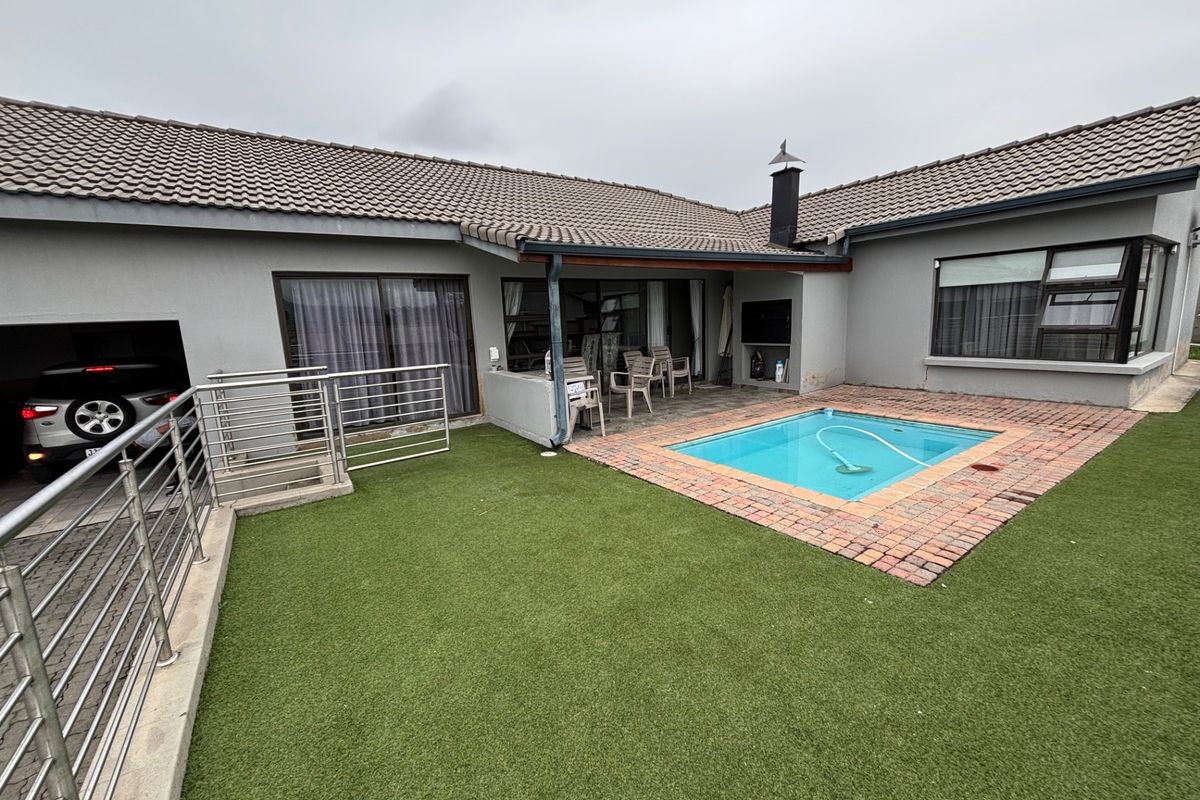 House To Rent in Stonehenge, Nelspruit - Photo 2