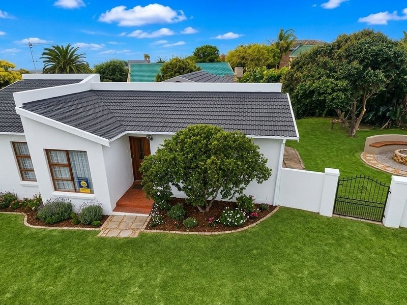House For Sale in Heiderand, Mossel Bay - Photo 4