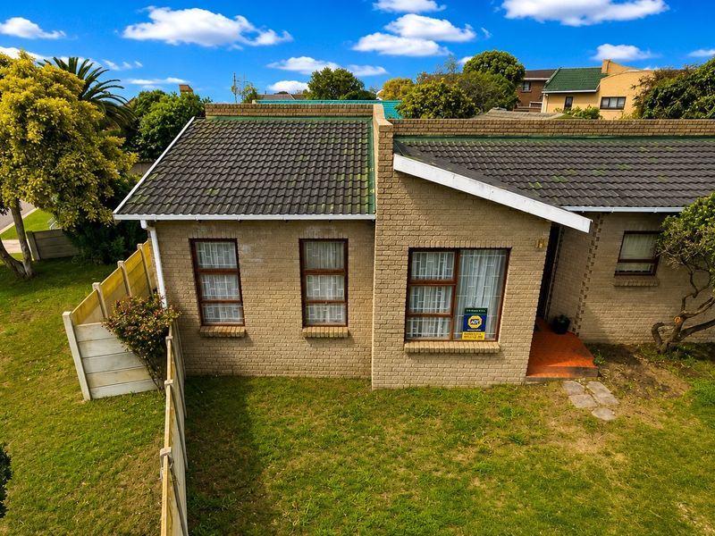 House For Sale in Heiderand, Mossel Bay - Photo 6