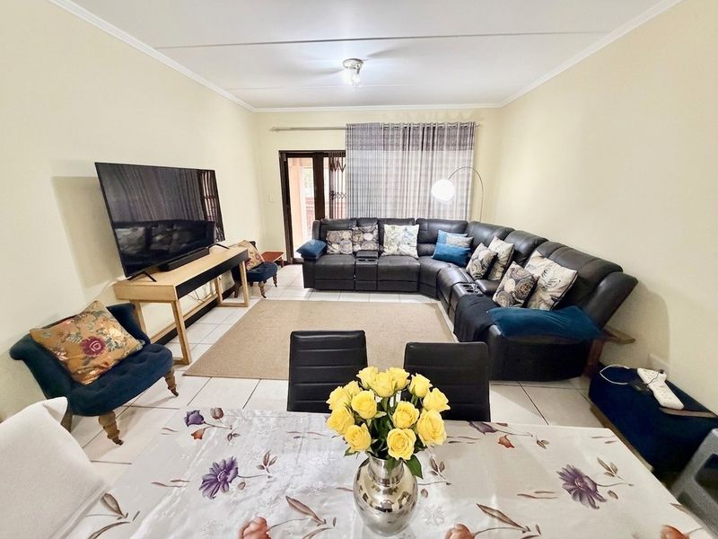 Apartment For Sale in Sunninghill, Sandton - Photo 10