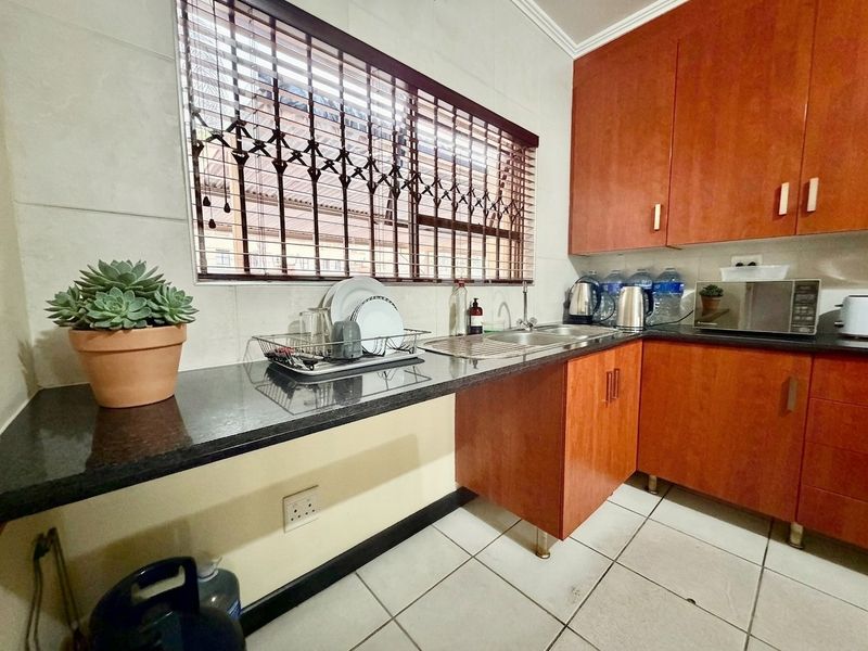 Apartment For Sale in Sunninghill, Sandton - Photo 6