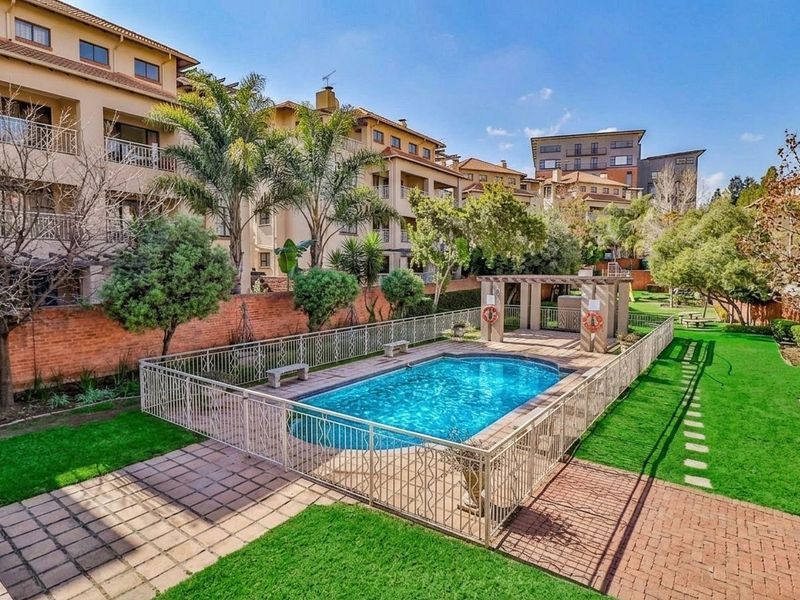 Apartment For Sale in Sunninghill, Sandton - Photo 3