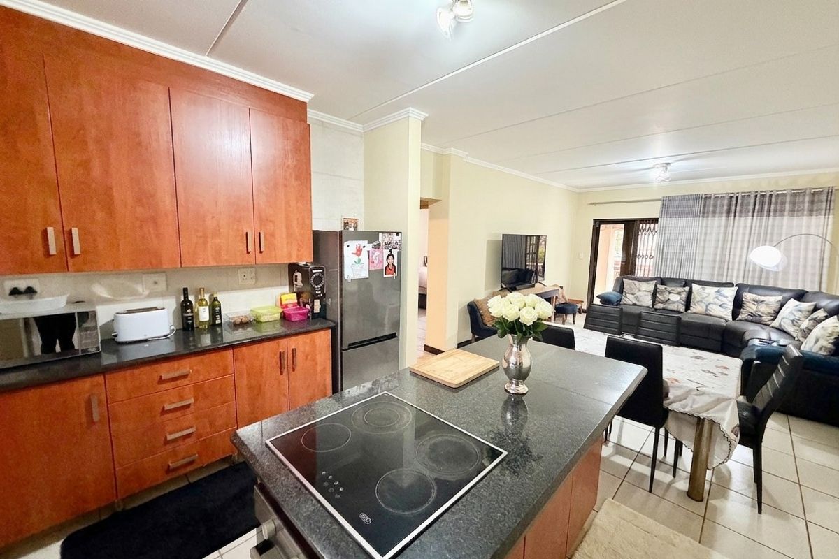 Apartment For Sale in Sunninghill, Sandton - Photo 5